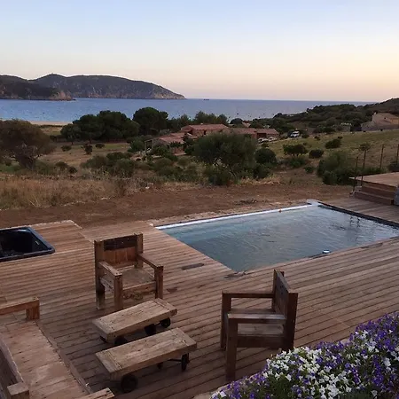 Les Bergeries D'arone 别墅 *