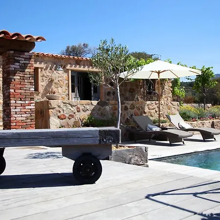 Les Bergeries D'arone 别墅 *